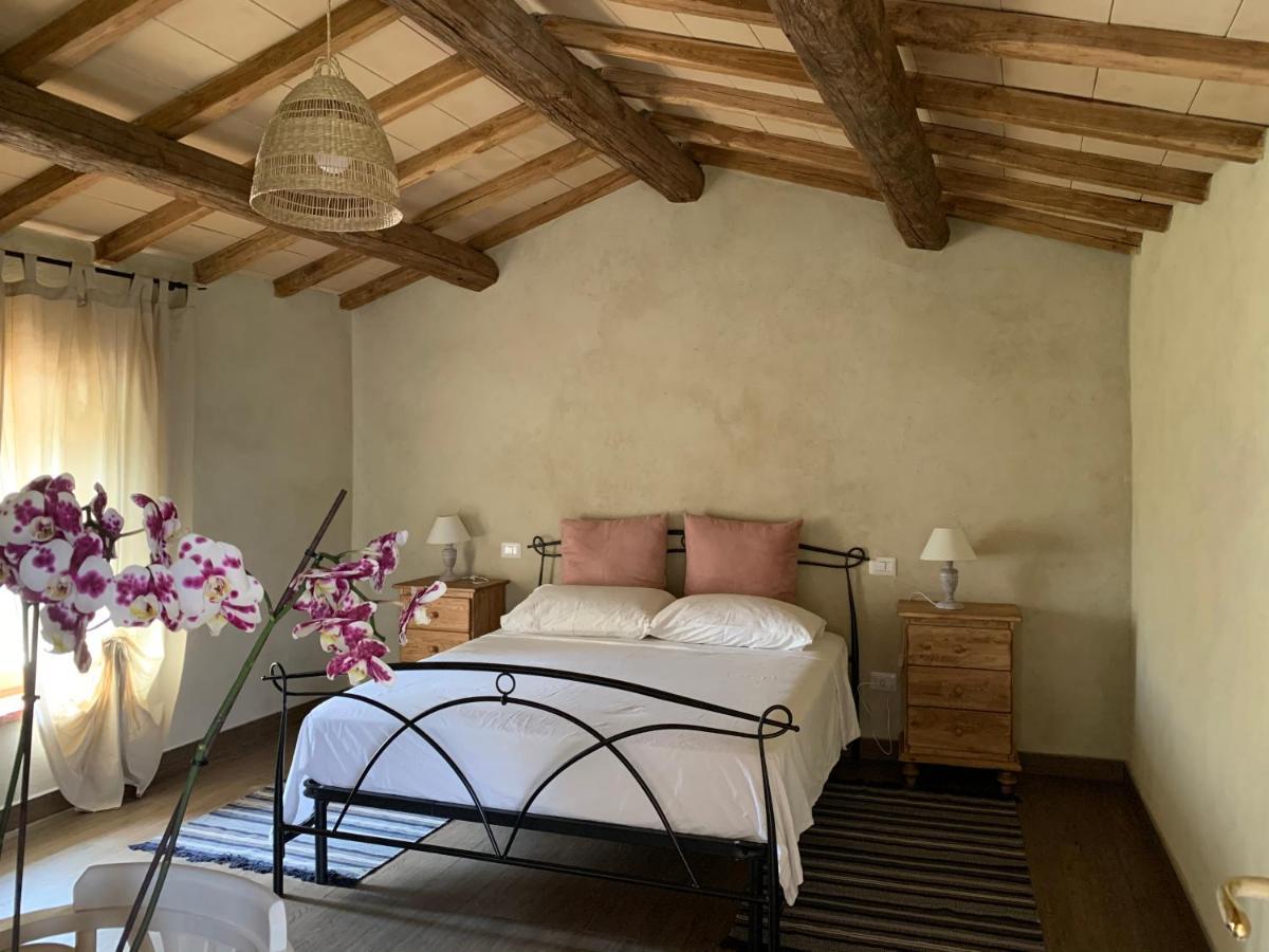 Tenuta Gambit Agriturismo Umbria Villa Monteleone dʼOrvieto Eksteriør billede
